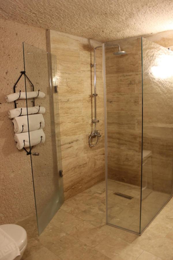 Helike Cave Hotel 3*